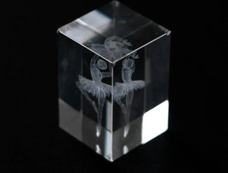 クリスタルバブルグラムを3Dレーザー彫刻するスマートな方法